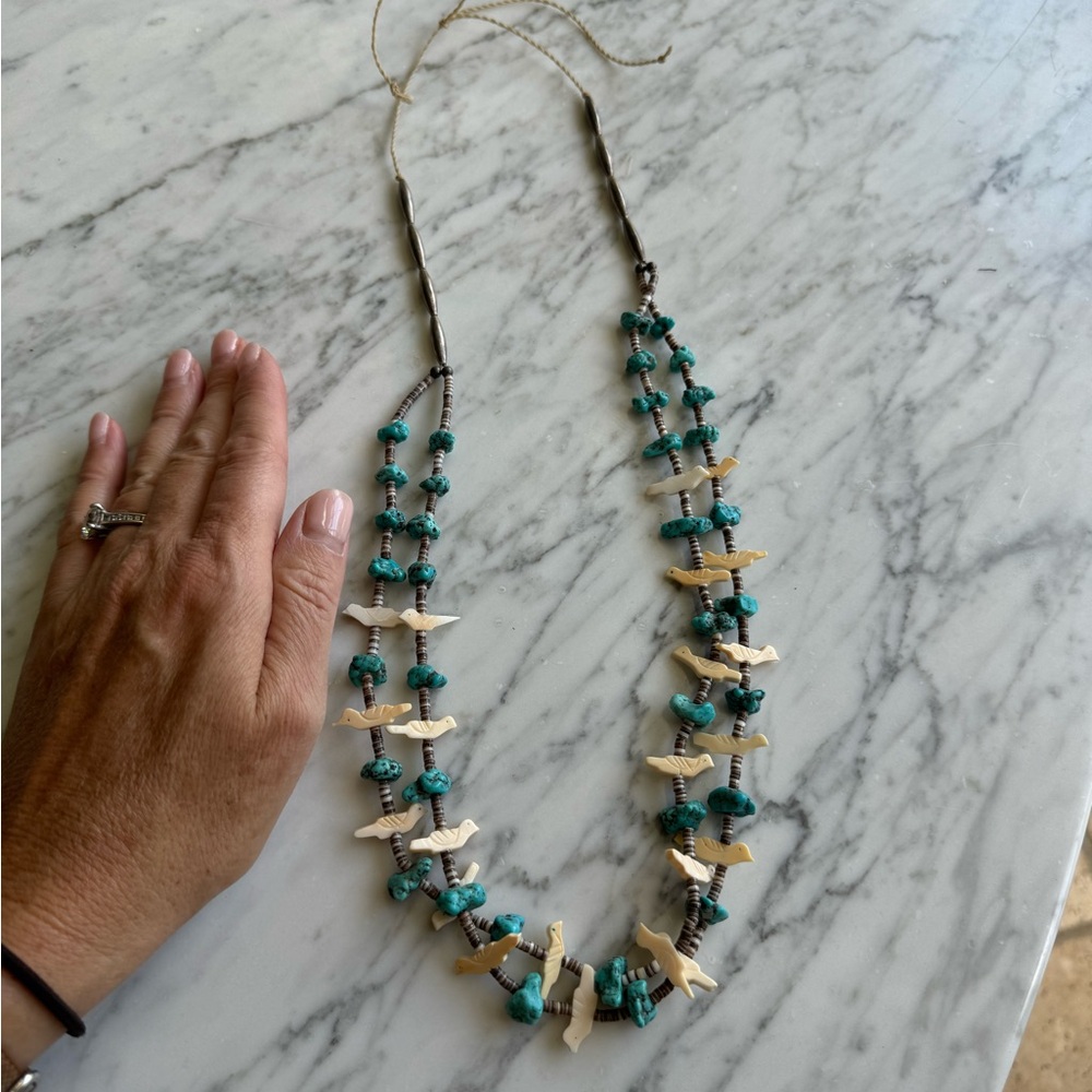 Bead necklace